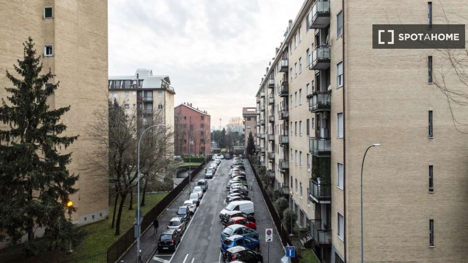 Immagine 15 di Camera condivisa in affitto  in Via Dei Mandorli Milan a Buccinasco
