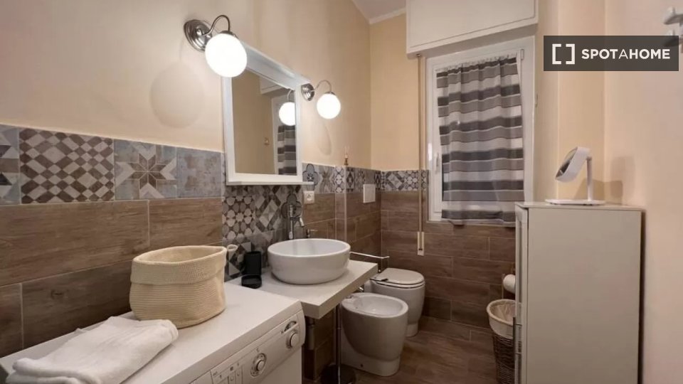 Immagine 10 di Appartamento in affitto  in Via Val di Sole a Rapallo