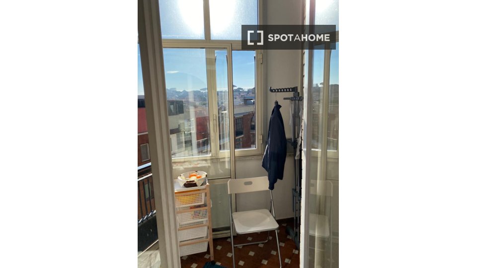 Immagine 5 di Camera condivisa in affitto  in Via Giulio Venticinque a Roma