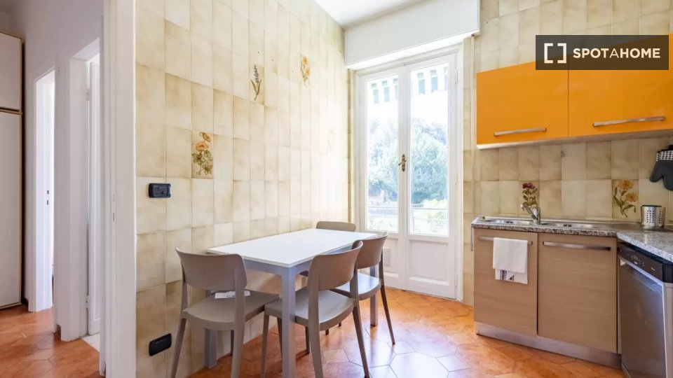 Immagine 2 di Appartamento in affitto  in Via Maggio Veroggio a Rapallo