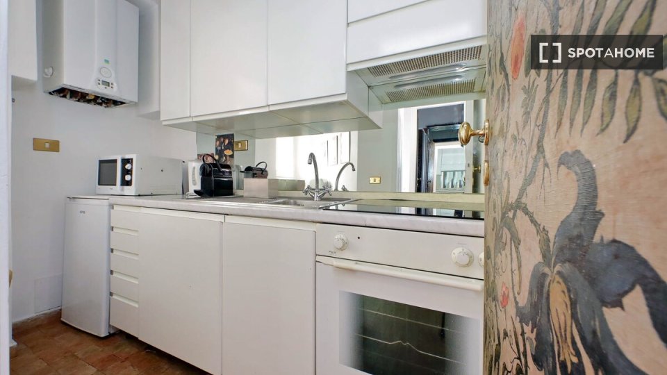 Immagine 3 di Ufficio in affitto  in Via di S. Giovanni in Laterano a Roma