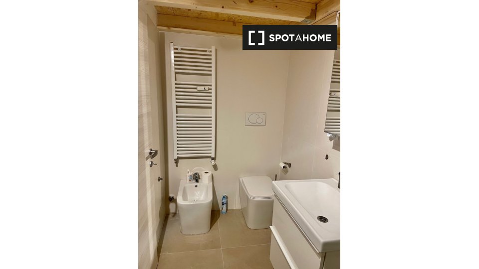 Immagine 7 di Ufficio in affitto  in Viale Col di Lana a Milano