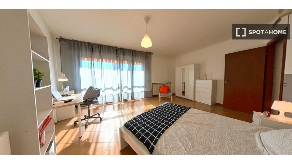 Immagine 11 di Camera condivisa in affitto  in via Piovese a Padova