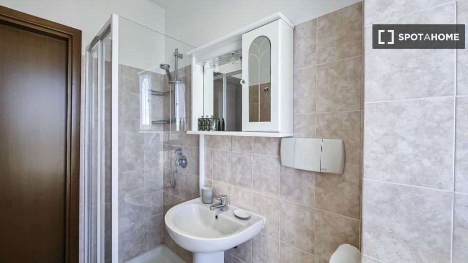 Immagine 12 di Appartamento in affitto  in Piazza Alboreto Michele a Rozzano