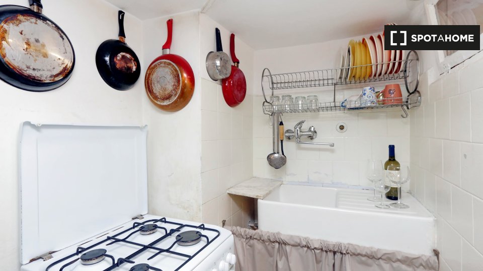 Immagine 14 di Ufficio in affitto  in Via Garibaldi a Roma