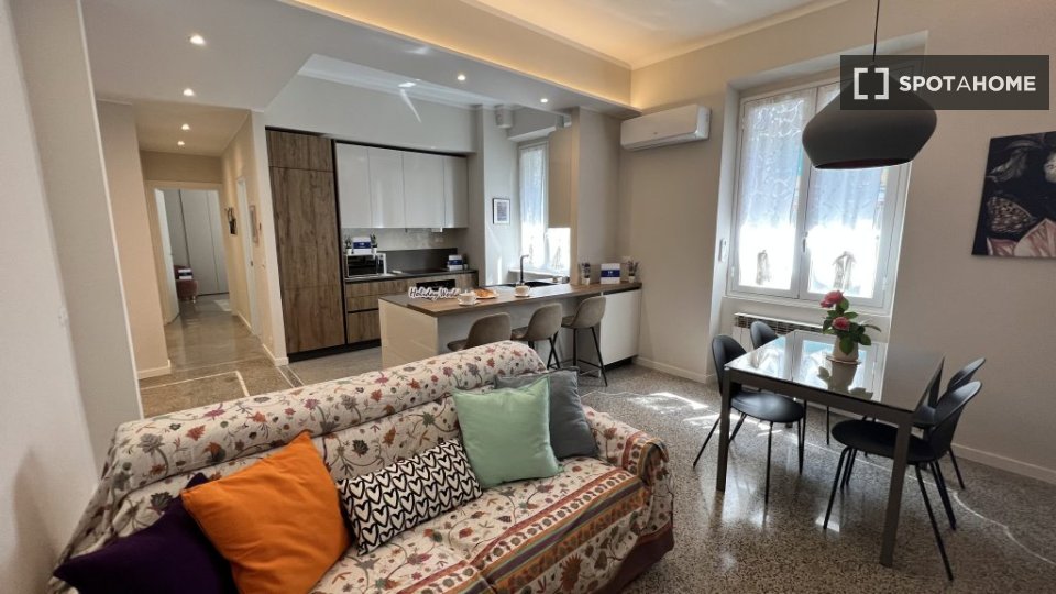 Immagine 17 di Appartamento in affitto  in Via Gorizia a Genova