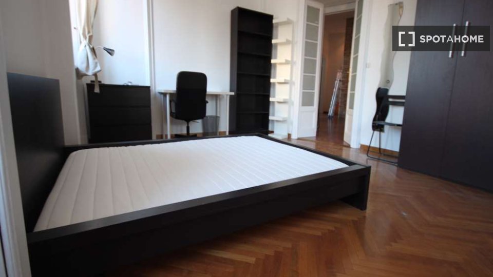 Immagine 4 di Camera condivisa in affitto  in Via Bernina a Milano