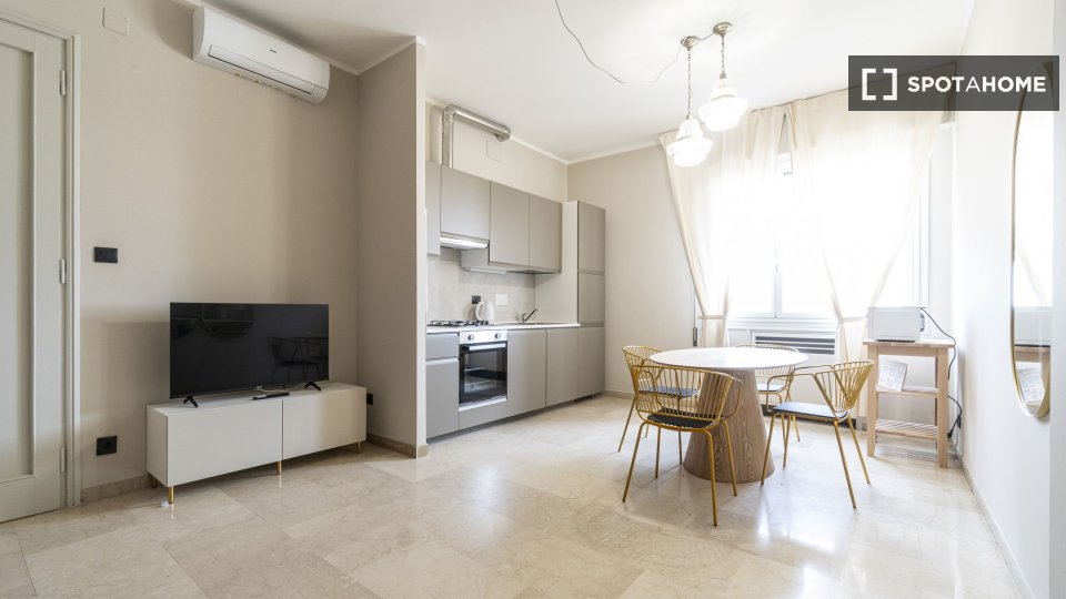 Immagine 1 di Appartamento in affitto  in Via Giovanni Amendola a Bologna