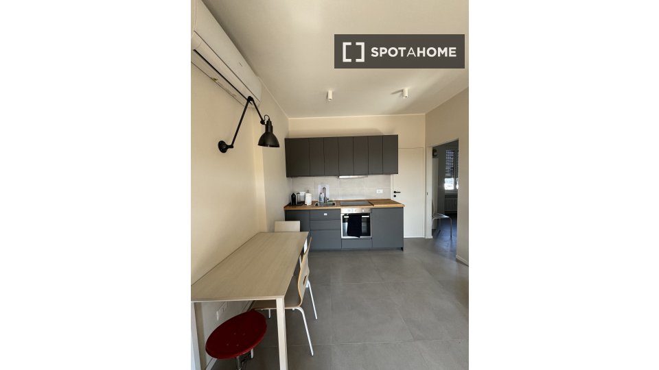 Immagine 12 di Appartamento in affitto  in Giuseppe a Milano