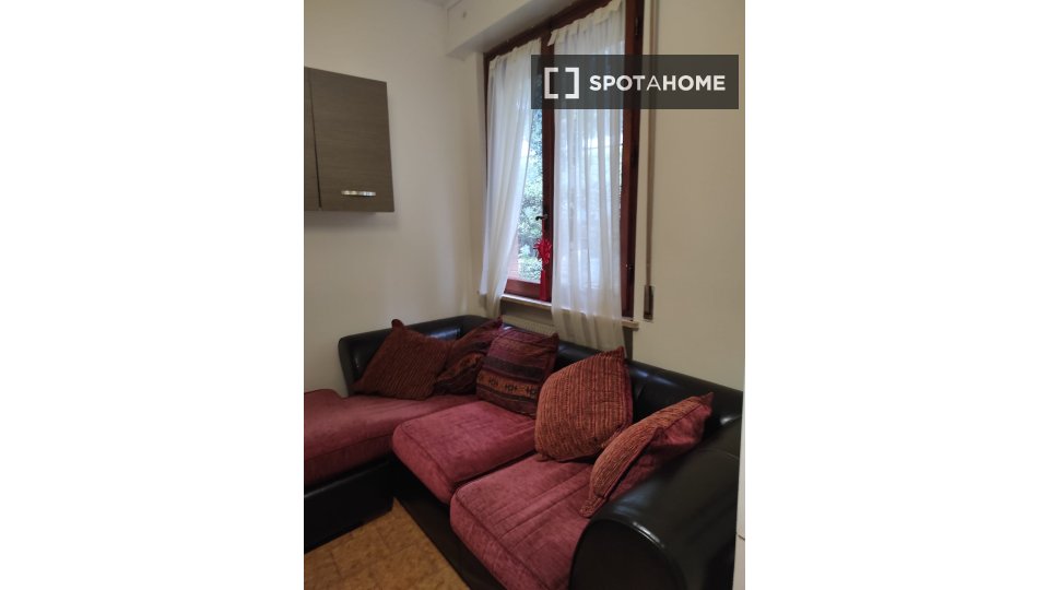 Immagine 16 di Camera condivisa in affitto  in Via del Beato Egidio a Perugia