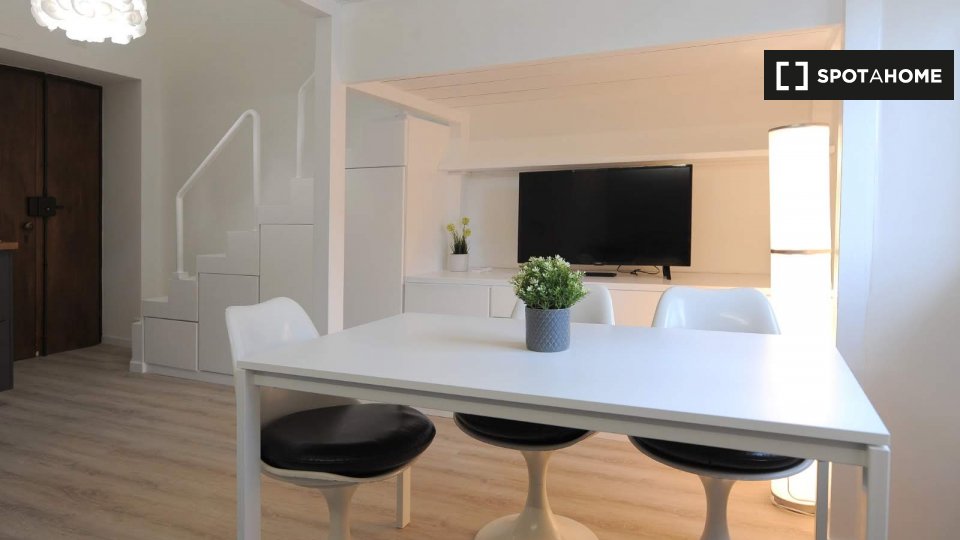 Immagine 2 di Ufficio in affitto  in Viale Certosa, 20151 Milano MI, Italy a Milano