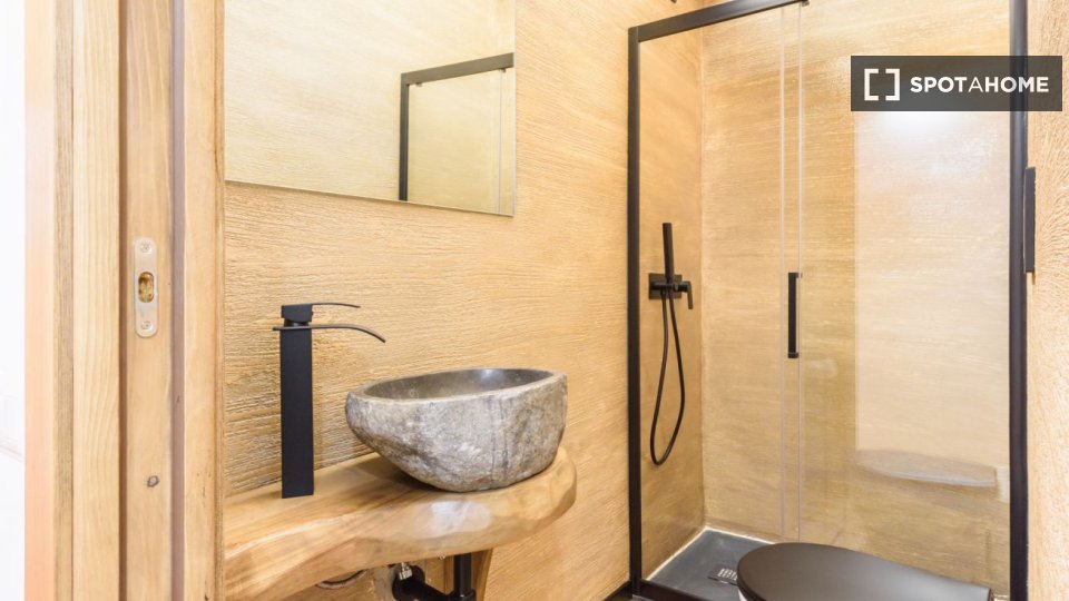 Immagine 6 di Appartamento in affitto  in Via Santa Maria a Firenze