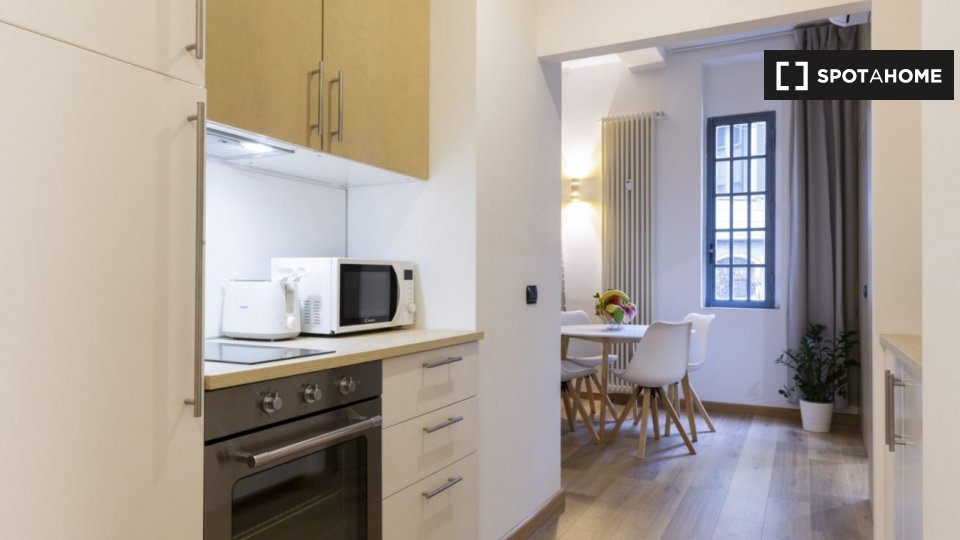 Immagine 13 di Ufficio in affitto  in Via Fatebenesorelle a Milano