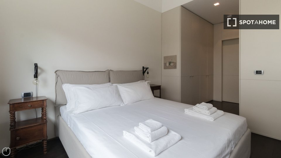 Immagine 8 di Appartamento in affitto  in Via Montebello a Milano