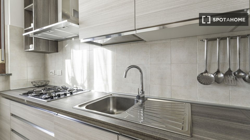 Immagine 7 di Appartamento in affitto  in Piazza Alboreto Michele a Rozzano