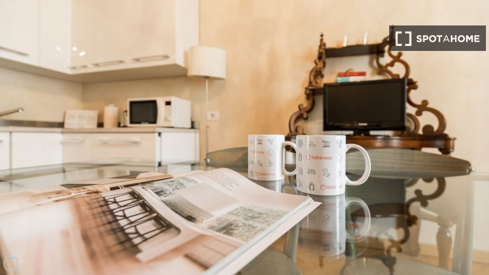 Immagine 9 di Appartamento in affitto  in Ripa di Porta Ticinese a Milano