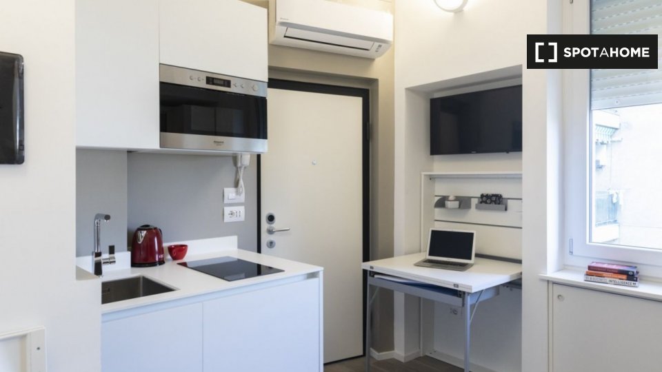 Immagine 15 di Ufficio in affitto  in Via Ruggero Boscovich a Milano