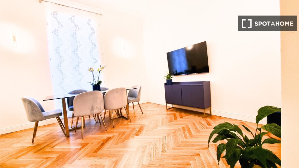 Immagine 3 di Appartamento in affitto  in Via Germanico a Roma