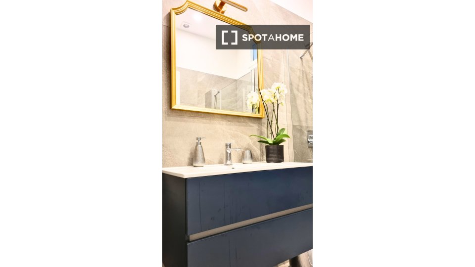 Immagine 7 di Appartamento in affitto  in Via Germanico a Roma