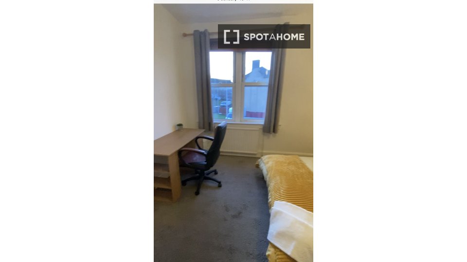 Immagine 15 di Camera condivisa in affitto  in -6 Clearburn Gardens a Liberton and Craigmillar