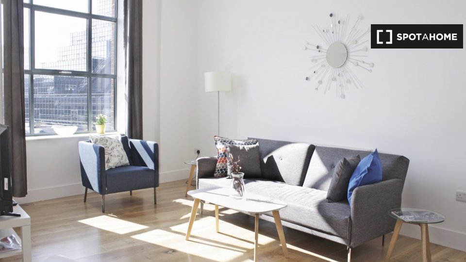 Immagine 1 di Appartamento in affitto  in St Mary at Hill a 