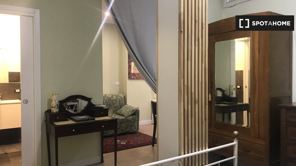 Immagine 11 di Appartamento in affitto  in Via di S. Sotero a Roma