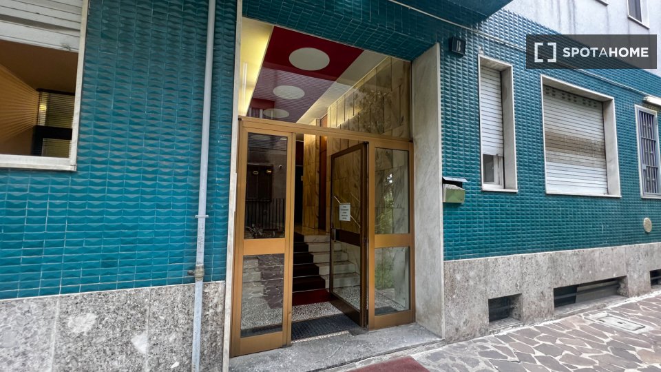 Immagine 2 di Appartamento in affitto  in Via Bernardo Celentano a Milano