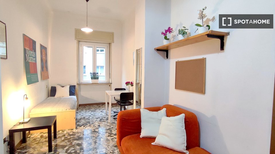 Immagine 7 di Appartamento in affitto  in Via Padova a Milano