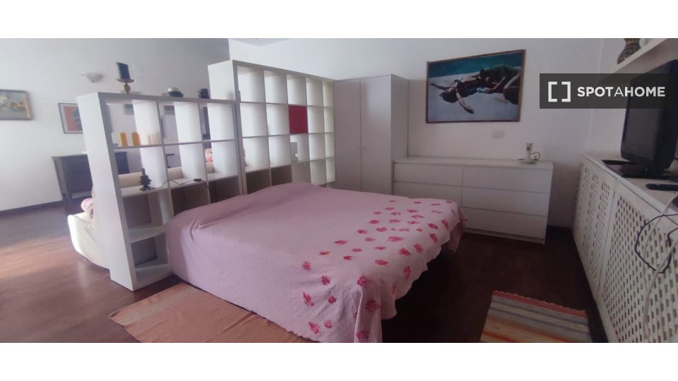 Immagine 8 di Ufficio in affitto  in Via S. Pio V a Roma