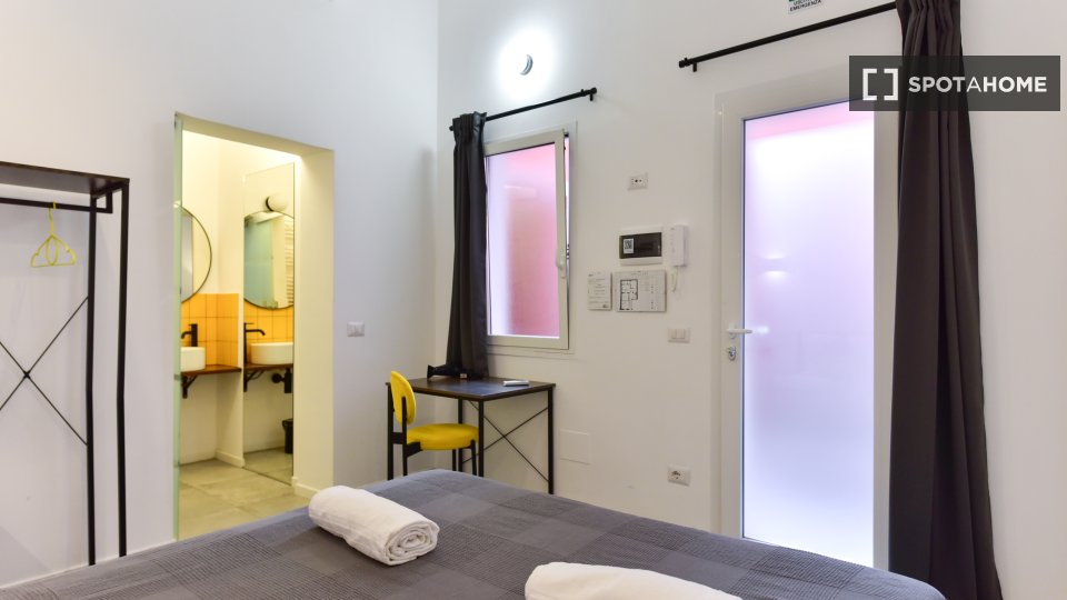 Immagine 1 di Ufficio in affitto  in Via Fanfulla da Lodi a Roma