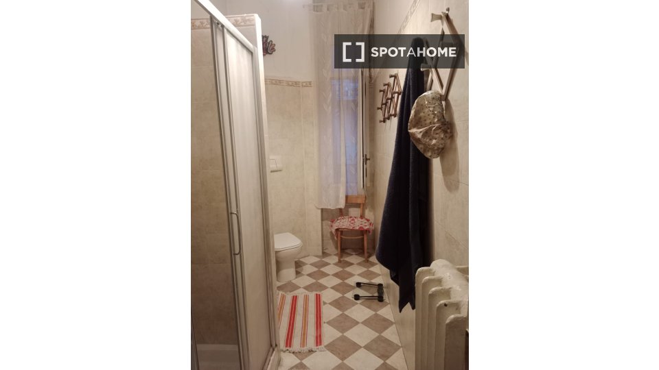 Immagine 10 di Camera condivisa in affitto  in Via Camillo Hajech a Milano