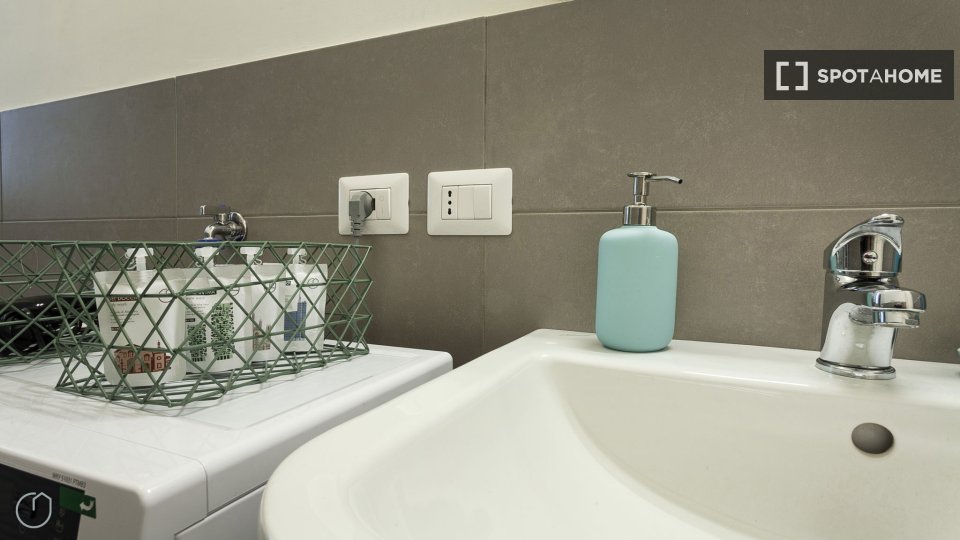 Immagine 17 di Appartamento in affitto  in Via Giuseppe Cesare Abba a Milano