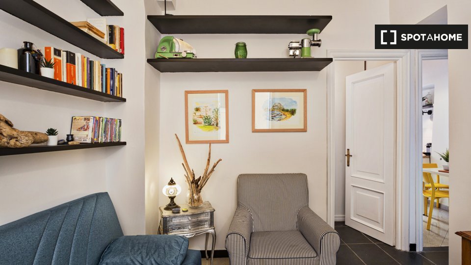 Immagine 3 di Appartamento in affitto  in Salita di Santa Maria di Castello a Genova