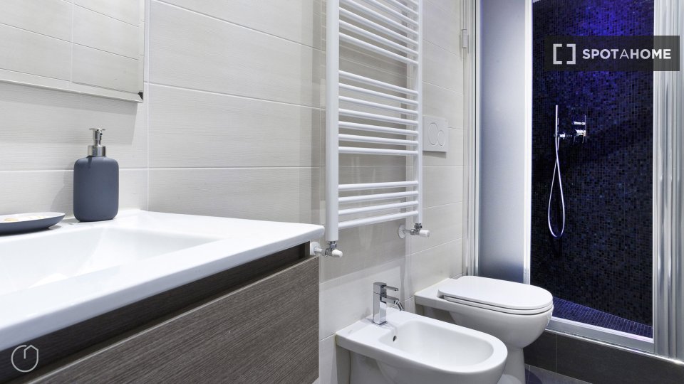 Immagine 9 di Appartamento in affitto  in Piazza Firenze a Milano