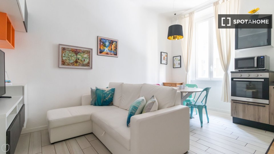 Immagine 15 di Appartamento in affitto  in Via Arbe a Milano