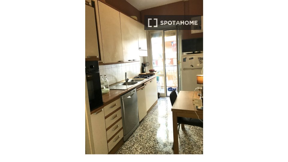 Immagine 2 di Appartamento in affitto  in Via Prenestina a Roma