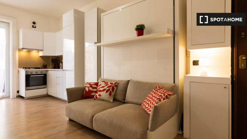 Immagine 2 di Ufficio in affitto  in Via Alfredo Albertini a Milano