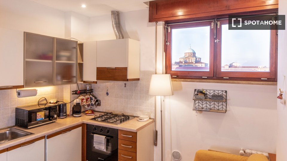 Immagine 1 di Ufficio in affitto  in Viale Angelo Masini a Bologna