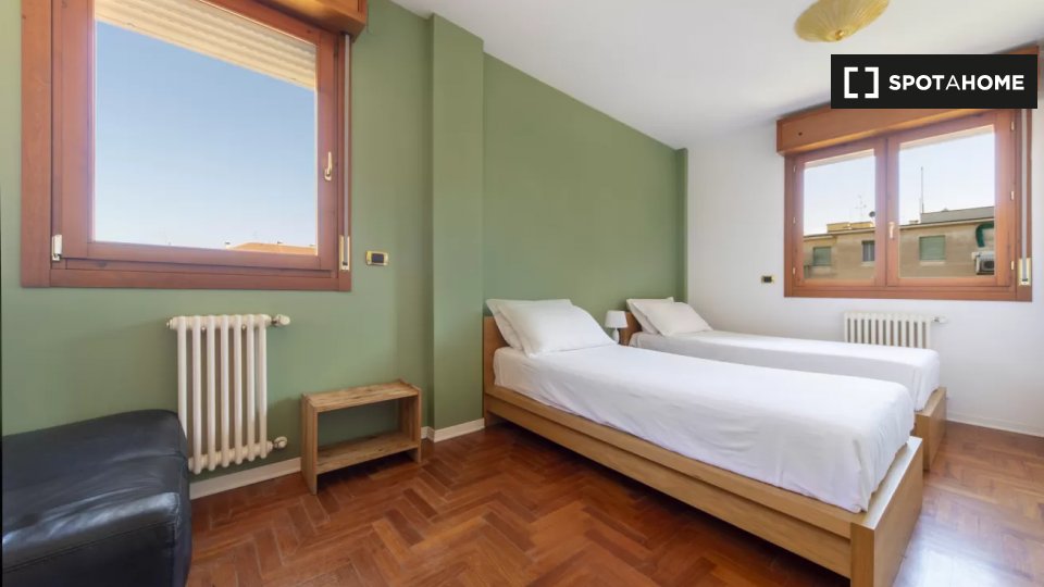 Immagine 15 di Appartamento in affitto  in Via Aurelio Saffi a Bologna