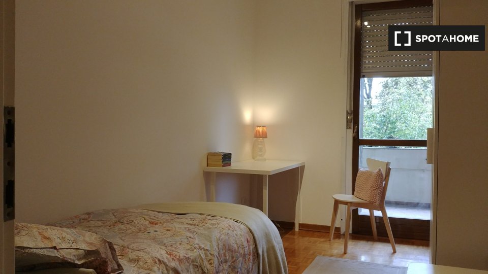 Immagine 13 di Camera condivisa in affitto  in Via Luigi Pellizzo a Padova