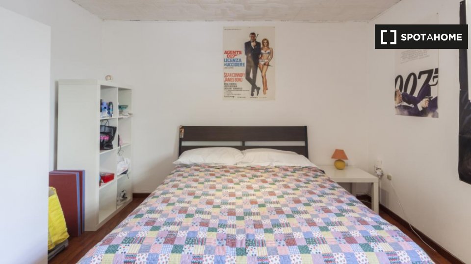 Immagine 10 di Camera condivisa in affitto  in Via Bambaglioli Graziolo a Bologna