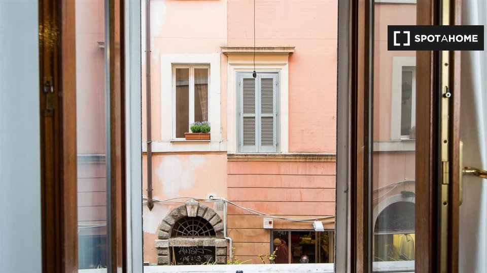 Immagine 19 di Appartamento in affitto  in Via della Scala, 00153 Roma RM, Italy a Roma