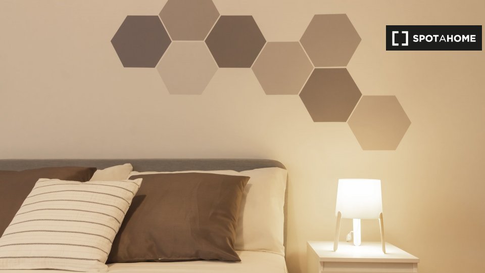 Immagine 2 di Camera condivisa in affitto  in Via Stefano Maria Clemente a Torino