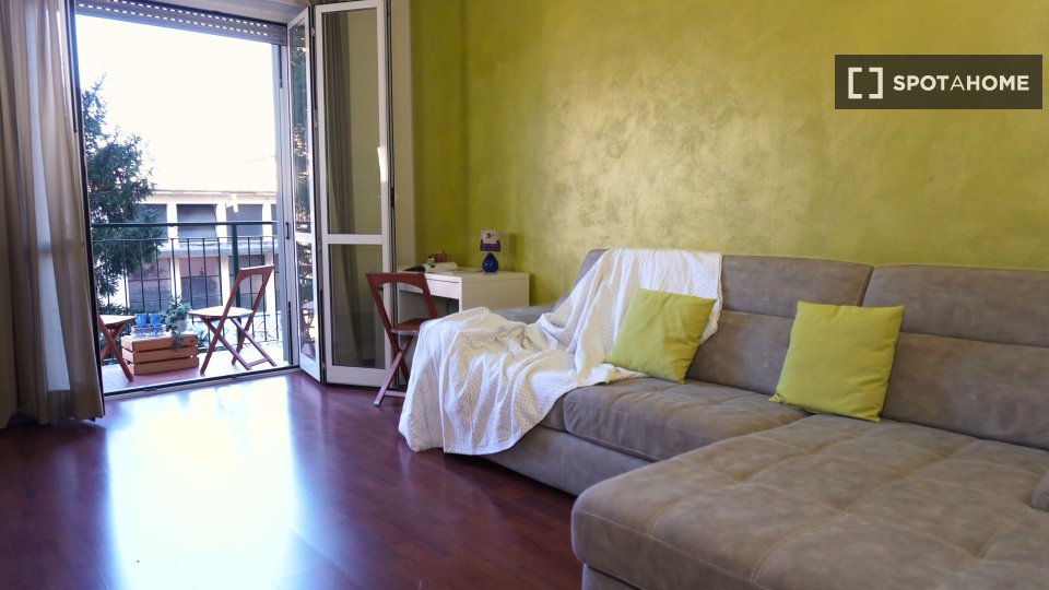 Immagine 1 di Appartamento in affitto  in Via XXV Aprile a Pero