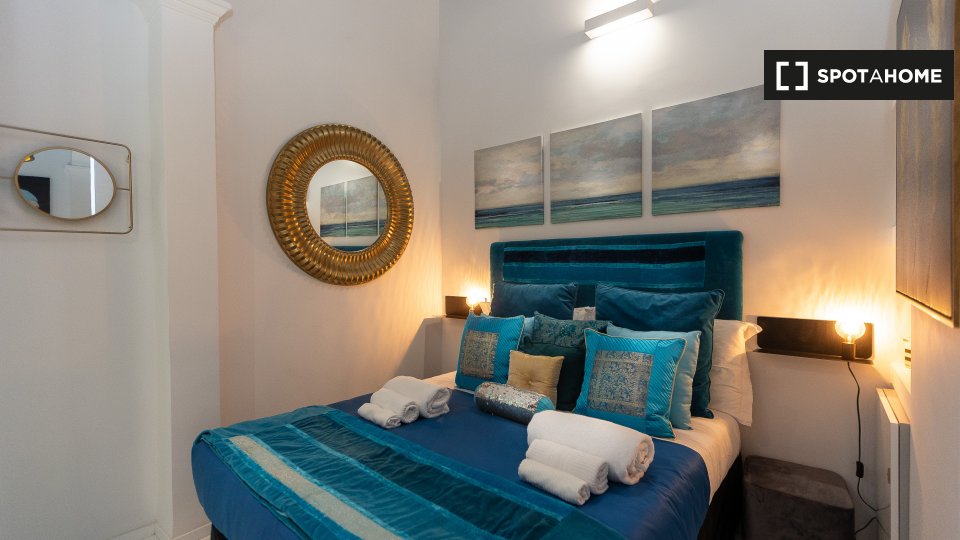 Immagine 16 di Ufficio in affitto  in Via Giulia a Roma