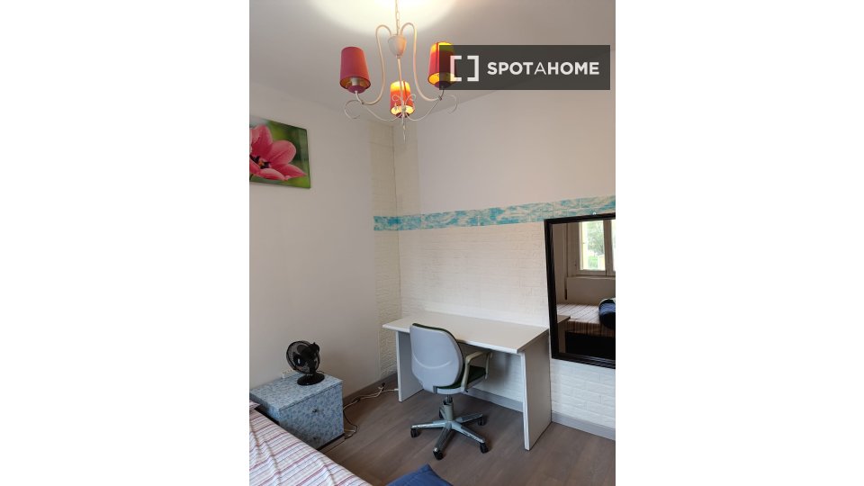 Immagine 5 di Camera condivisa in affitto  in Via Fratelli Boscardin a Padova