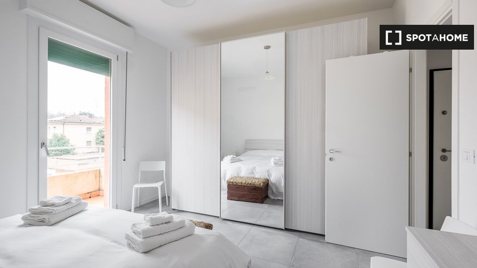 Immagine 10 di Appartamento in affitto  in Via Giovanni Lorenzo Bernini a Bologna