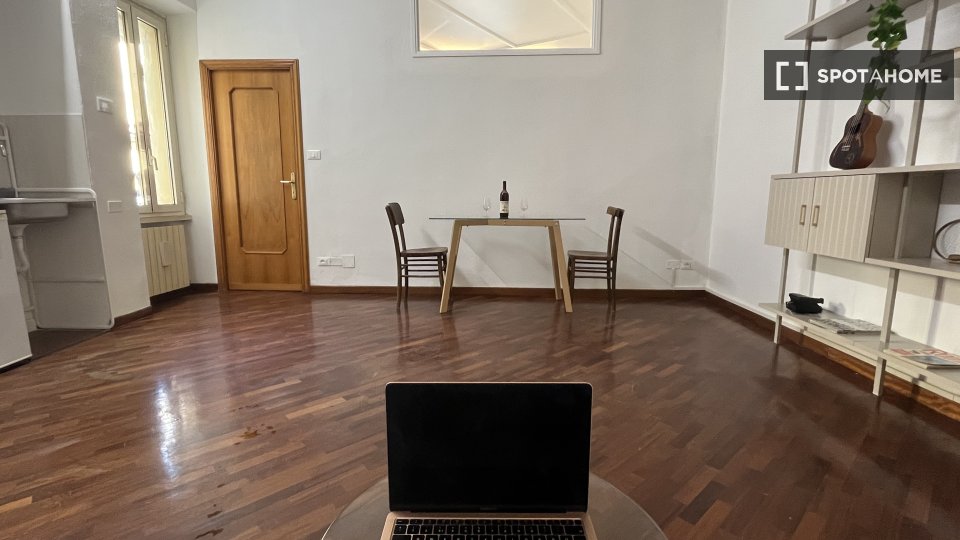 Immagine 2 di Ufficio in affitto  in Via Bixio a Roma