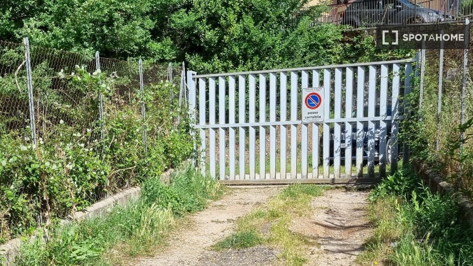 Immagine 5 di Appartamento in affitto  in Via Montesilvano a Roma