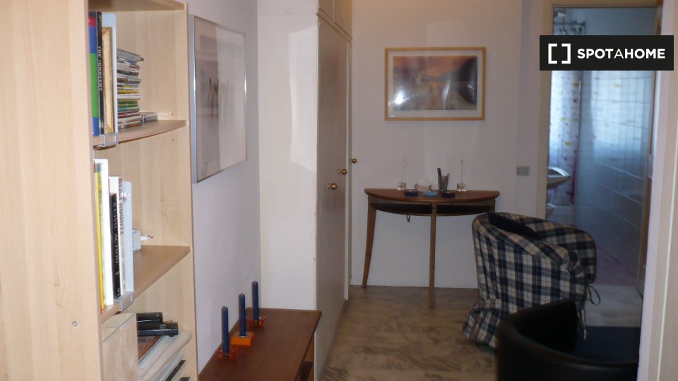 Immagine 5 di Camera condivisa in affitto  in Via Monte Oliveto a Firenze